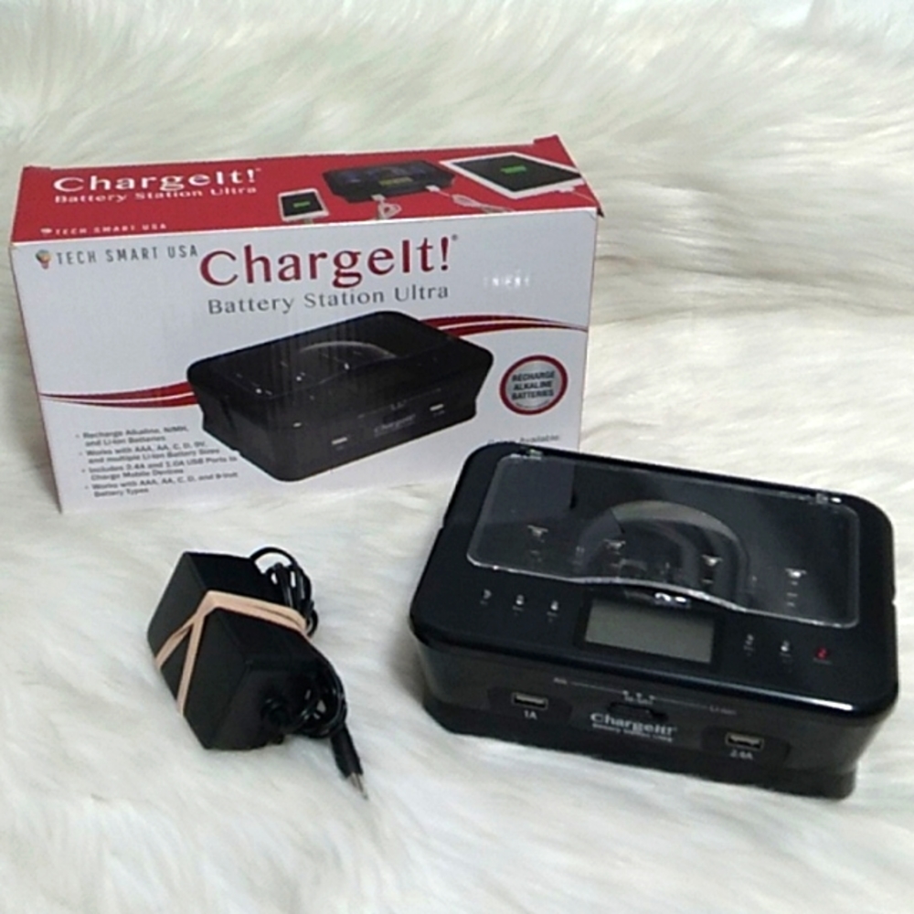 SALE! New ChargeIt! Battery Station Ultra By Tech Smart USA Phones/Batteries
